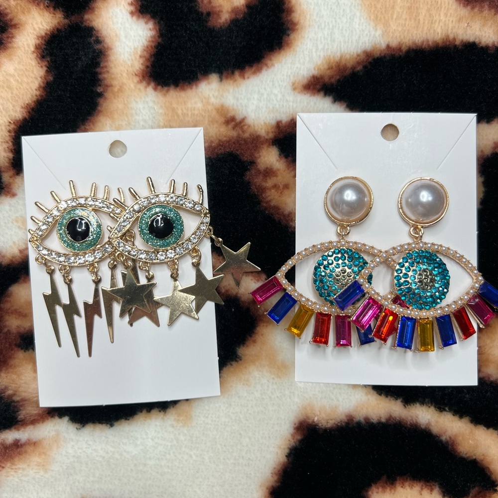 New eye earrings